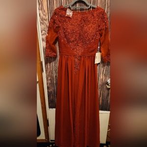 LT LANTING BRIDE DRESS